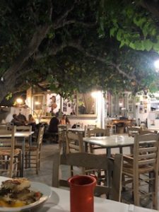 the tavern Mouries in Skyros