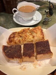 Coffee and almond and cinnamon toasts