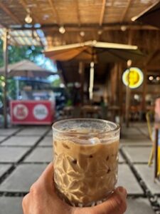 Gwapitos is a small boutique shop and café in Siargao